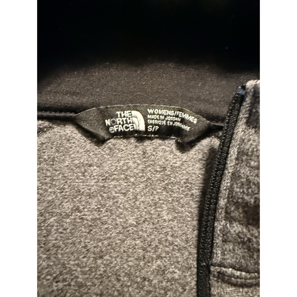 The North Face Women's S/P Gray 1/4 Zip Pullover Fleece Activewear Jacket - Picture 5 of 5